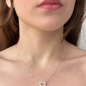 Gargantilha Coração cravejado