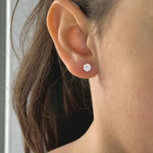 Brinco Circular Flor Cravejada