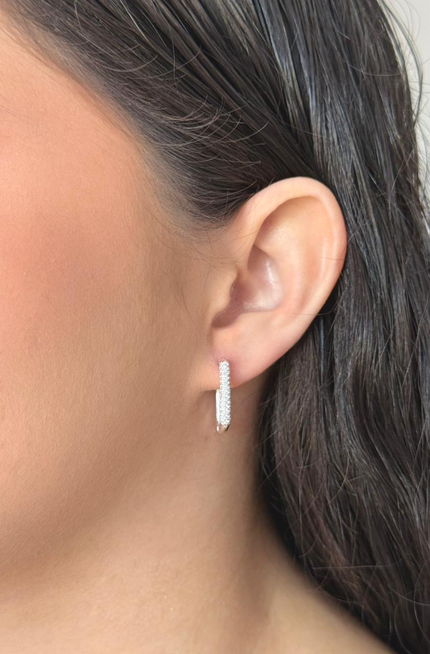 WhatsApp Image 2025-10-14 at 22.27.30 (2)