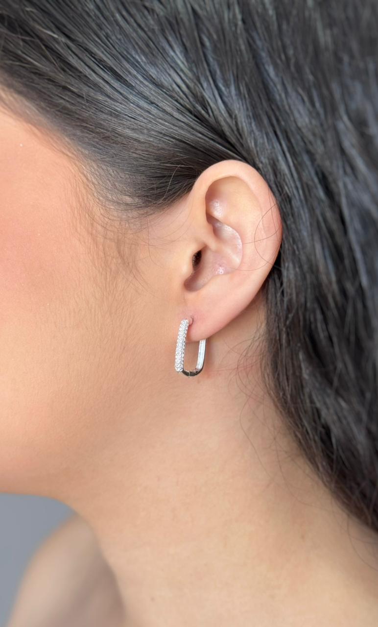 WhatsApp Image 2025-10-14 at 22.27.31