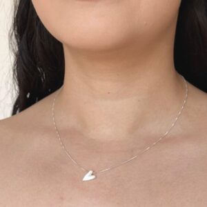 Gargantilha Coração Riscado