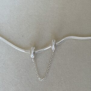 Trava de Segurança Cravejada